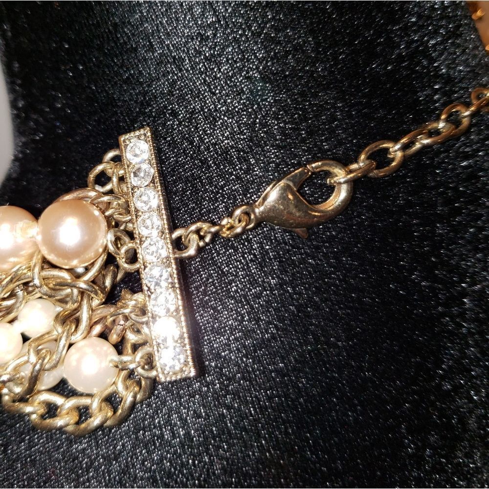 Statement Necklace - Picture 3 of 4